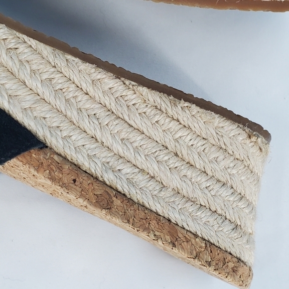 UGG black suede fringe wedge sandals 10 - Picture 10 of 15